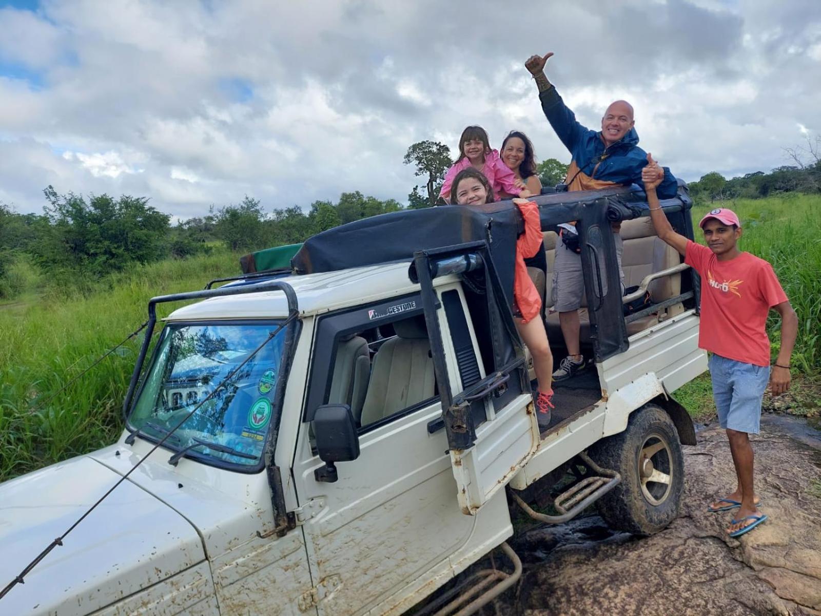 Elephant Safari Lodge Sigiriya Junction Habarana Εξωτερικό φωτογραφία